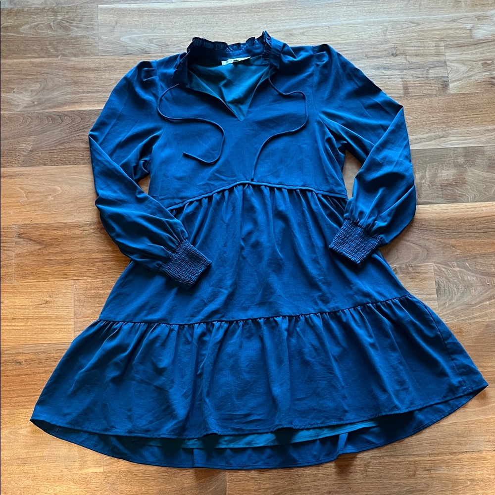 Elegant Blue Long-Sleeve Business Casual Dress